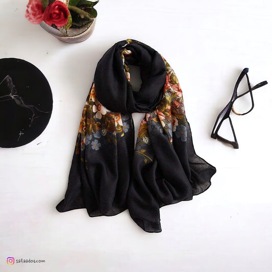 Viscose - Black Fabric with Elegant Flowers Print