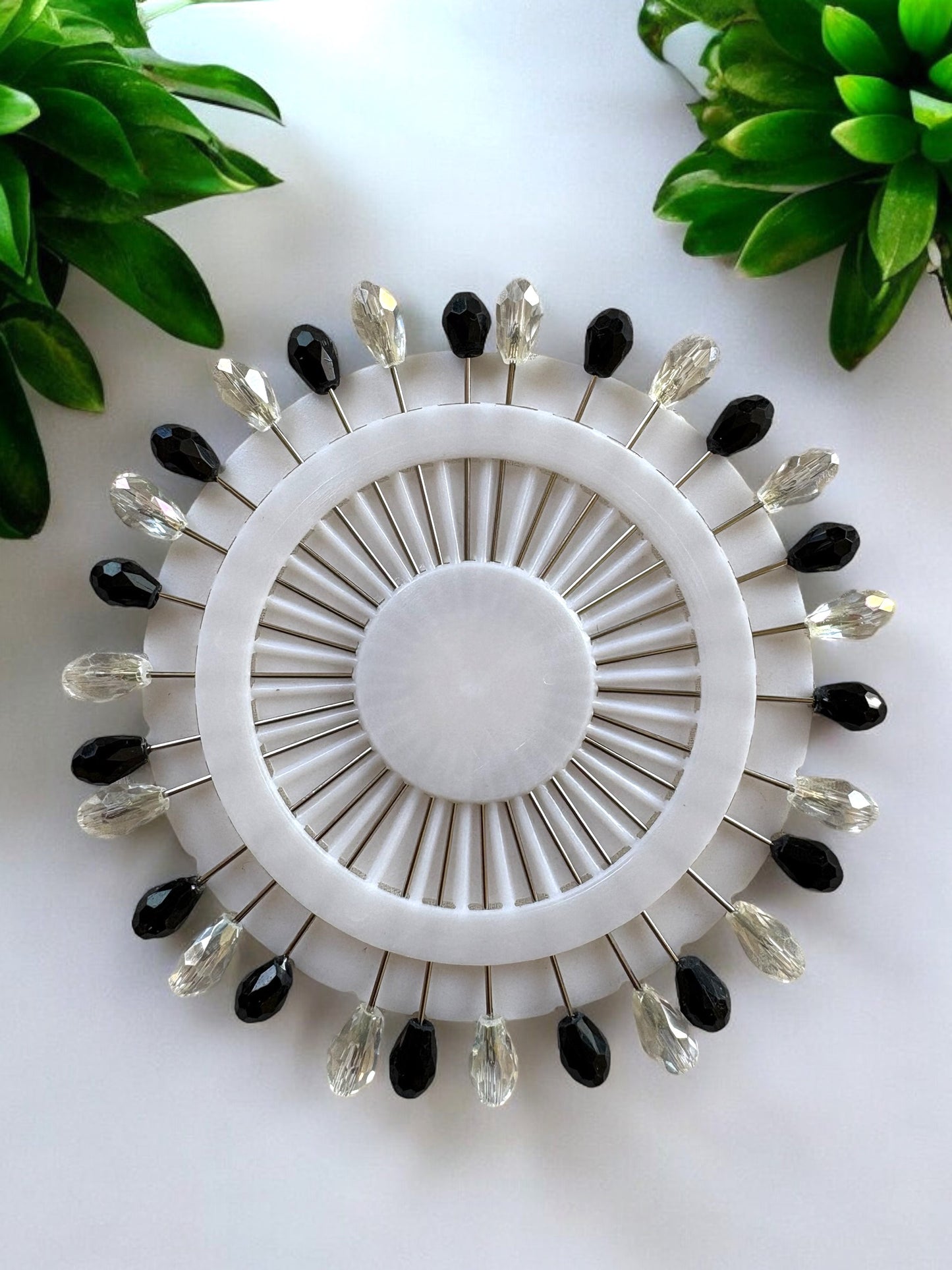 Head Pins - Crystal Black & White